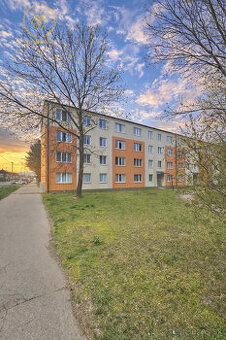 NA PREDAJ - 3 IZBOVÝ BYT S LOGGIOU | 66m²  | TRENČÍN - SIHOŤ