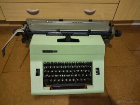 Písací stroj Robotron