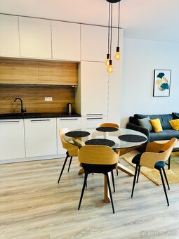 Prenájom, 2-IZB.BYT, ĽÚBEZNÝ,NOVOSTABA,Bratislava II-Ružinov