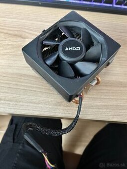 AMD chladič