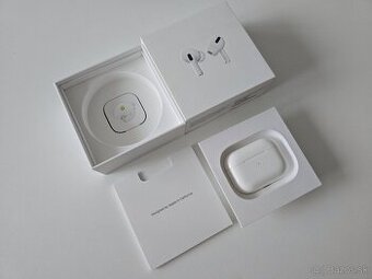 Predám Apple AirPods Pro with Wireless Charging Case