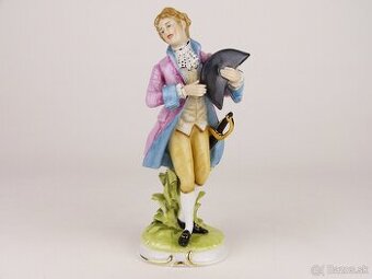 Porcelánová Soška - Šľachtic so Šabľou