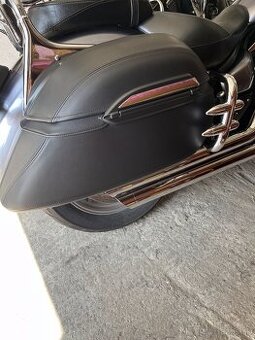 Yamaha XVS 1300 Midnightstar - Padaky na Zadne kufre