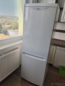 Zanussi ZRB 34 NC