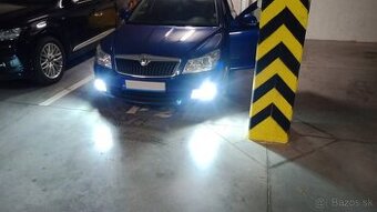 LED biele denné svietenie / cúvačky -Superb 2,3 Octavia 2 FL - 1