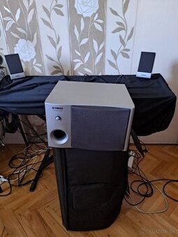 SPEAKER YAMAHA Tyros 5