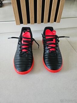 Halova obuv nike velk. 41
