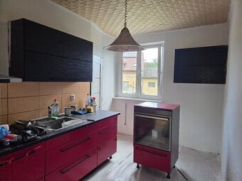 Predám 3 izbový byt v Topoľčanoch - 1