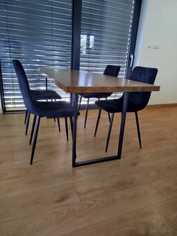 Stolová kovová podnož – rozkladacia