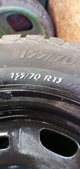 Zimné pneumatiky a plechové disky (použité len jednu sezónu)