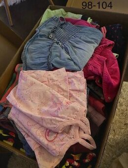 Balík dievčenského oblečenia 98-104