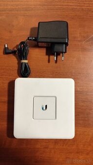 Ubiquiti Unifi USG Router