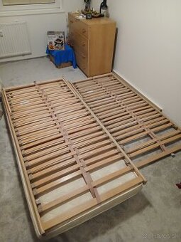 Darujem 2x rošt a 2x matrac