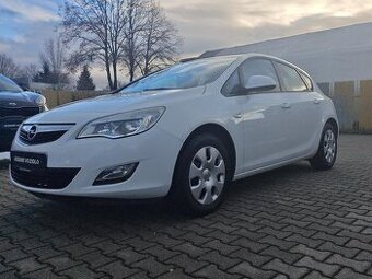 Opel Astra 1.4 R.V.2011 138 000 km 74 kW - 1