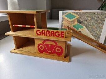 TOFA - SEMILY - Drevená GARÁŽ pre auta