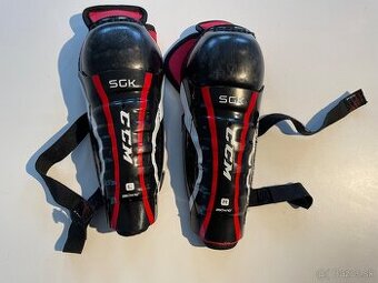 Detské hokejové chrániče na kolená CCM