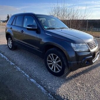 Suzuki Grand Vitara 2.4 benzin LPG 4x4
