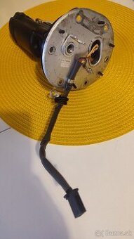 Predám benzínové čerpadlo na Hondu CBR 1000 RR SC57