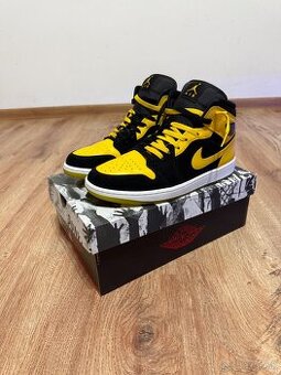 Air Jordan 1 Mid New Love (2025)