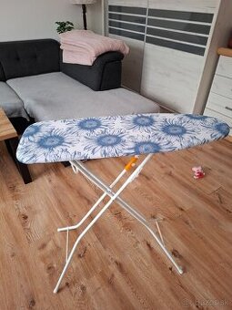 Predám žehliacú dosku