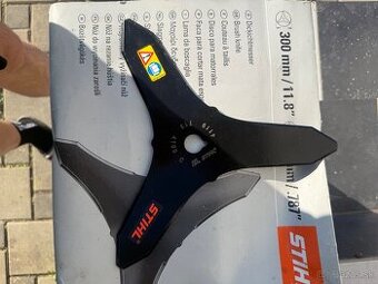 Predám nový žací nôž STIHL 300 mm – 3 zuby