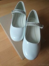 Biele topánky