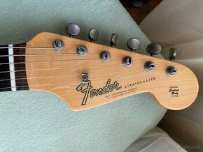 Fender Stratocaster 60s-ZLAVA
