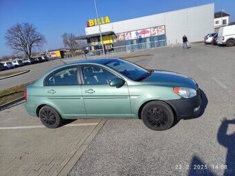 Hyundai accent