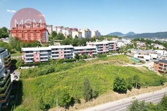 Veľkometražný 4 izbový byt s veľkou terasou a gáražou