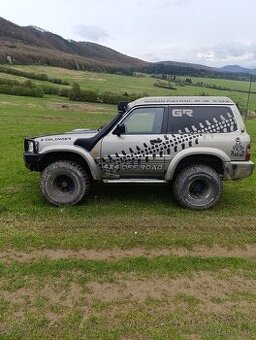 Predám Nissan patrol y61