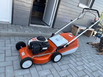 Kosačka Stihl