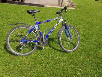Cestný bicykel