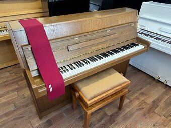 Krásny klavír Yamaha, model M1 JR, záruka