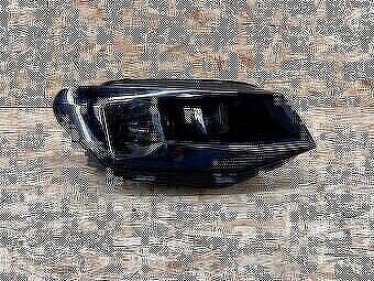 Predné pravé svetlo na Volkswagen Caddy