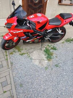 Honda cbr 600fsport