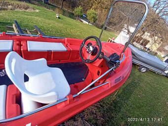 Plastový motorový čln + YAMAHA 60HP