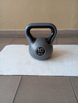 Plastový/cementový KETTLEBELL GORILLA SPORT 10 kg - NOVÝ