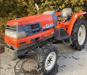 Malotraktor Kubota GL23, traktor 23 koní, 4x4