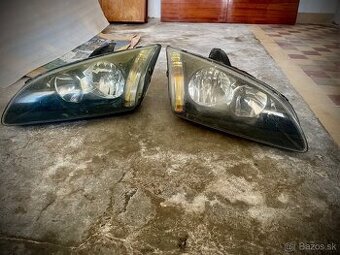 Originálne predné svetlá Ford Focus MK2 (do r. 2007)