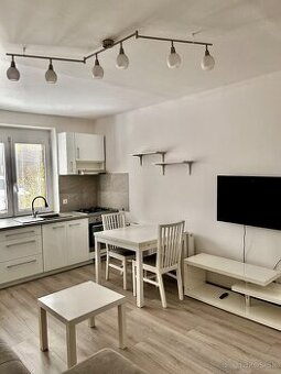 Prenájom 2 izbového bytu na Schurmannovej ulici