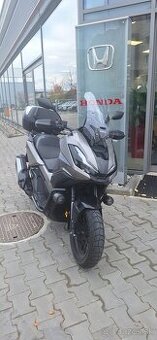 Honda ADV350 2025