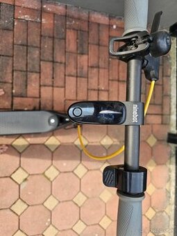 Elektrokolobežka Ninebot KickScooter F30E