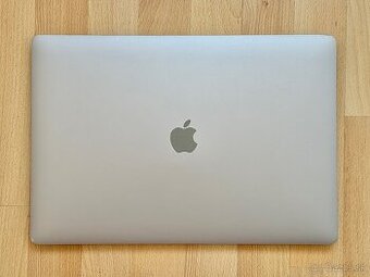 Display na MacBook Pro 16", A2141, farba Space Gray