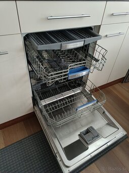 Umývačka BOSCH 60cm - 1