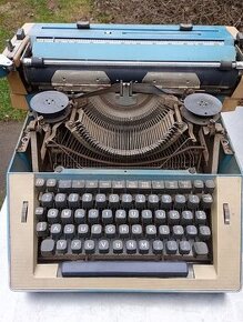 Písací stroj