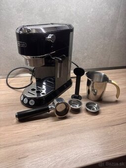 Kávovar Delonghi Delica 680.BK