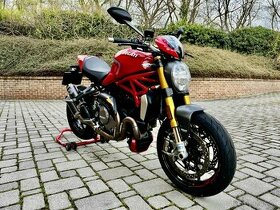 Ducati Monster 1200S - 1