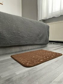 NOVÝ mäkký koberec - 1