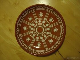 Slovenské keramické ručne maľované taniere