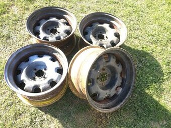 Prevarky 4x100 r15